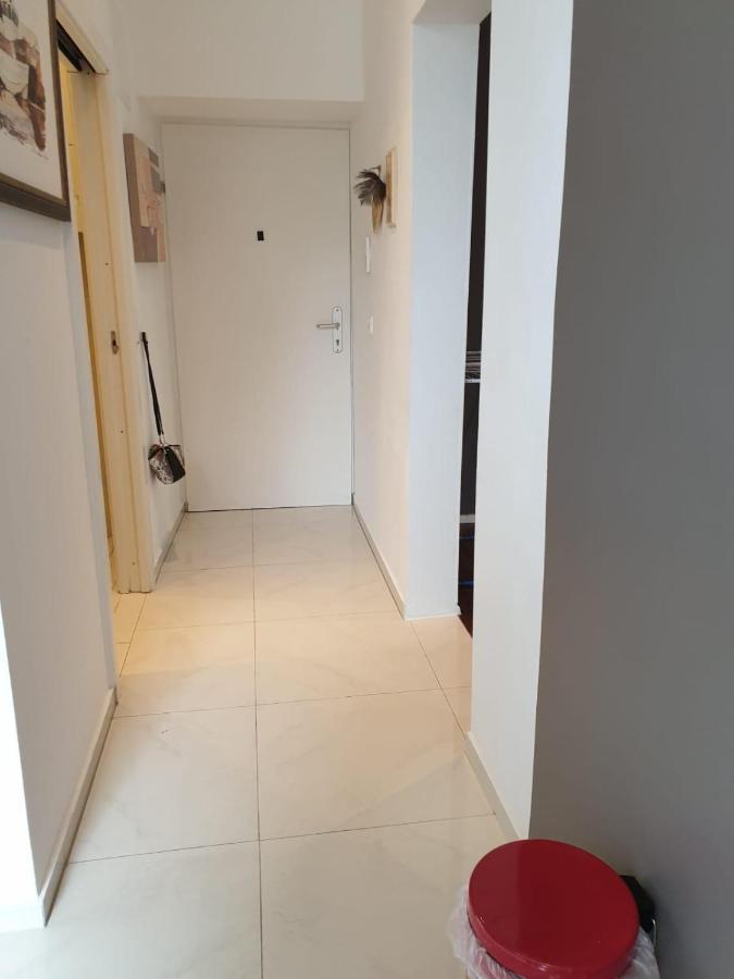 Deluxe Apartment 5P Mm A Wina Bagian luar foto