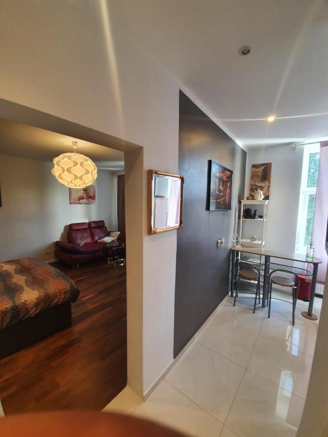 Deluxe Apartment 5P Mm A Wina Bagian luar foto