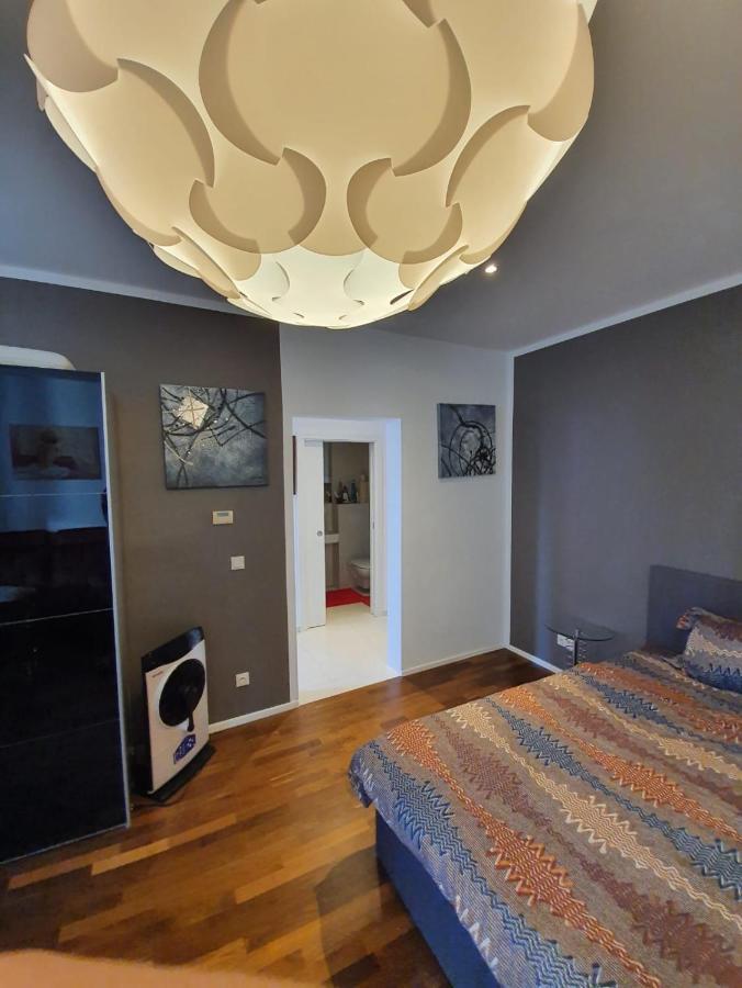 Deluxe Apartment 5P Mm A Wina Bagian luar foto